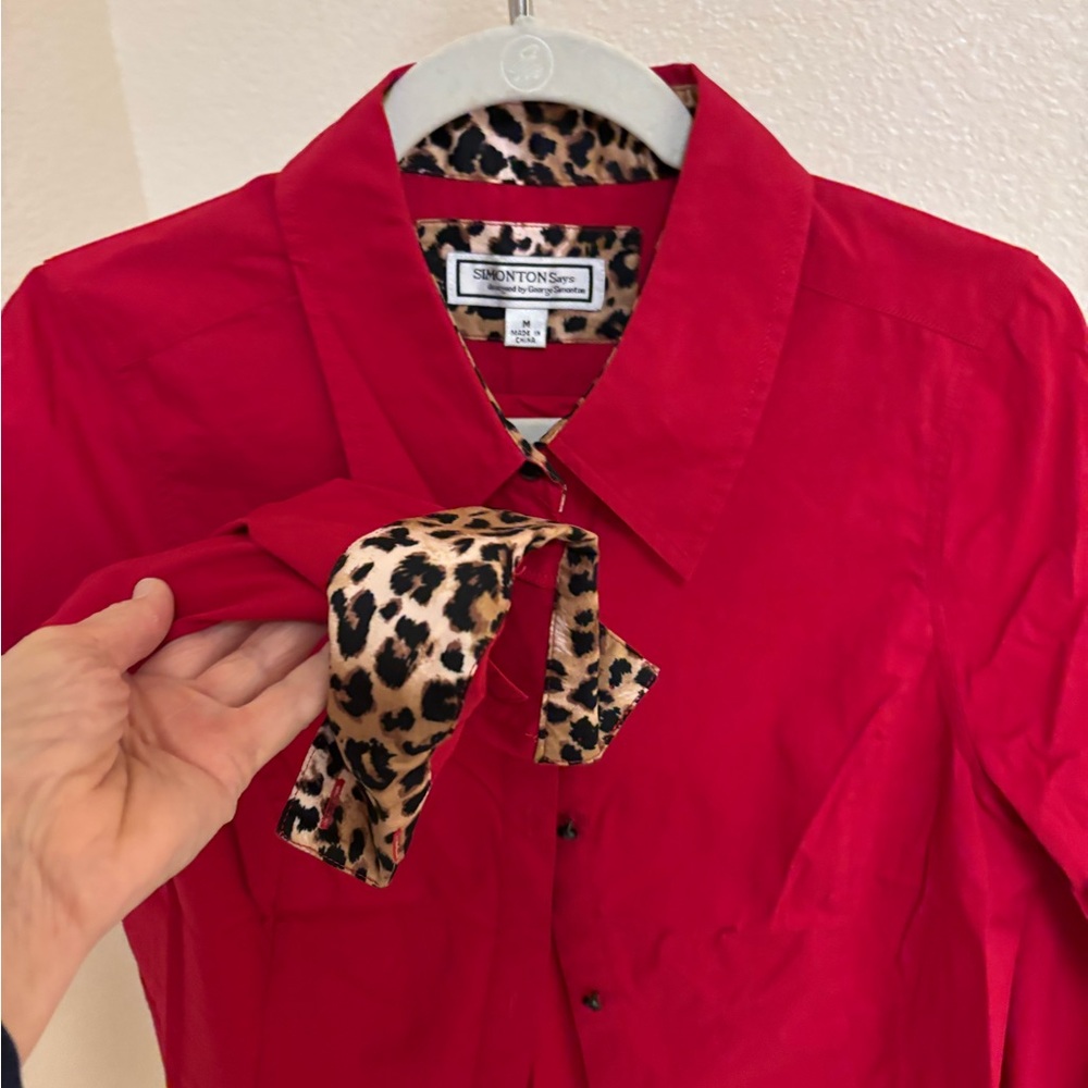 SIMONTON Says Red Button-Down Shirt w/ Leopard Print Accent – M
